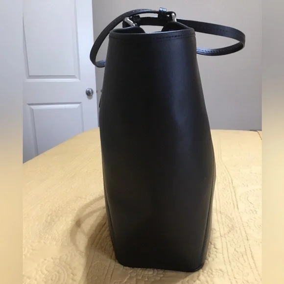 Coach Carry-All Tote Bag - Picture 5 of 6